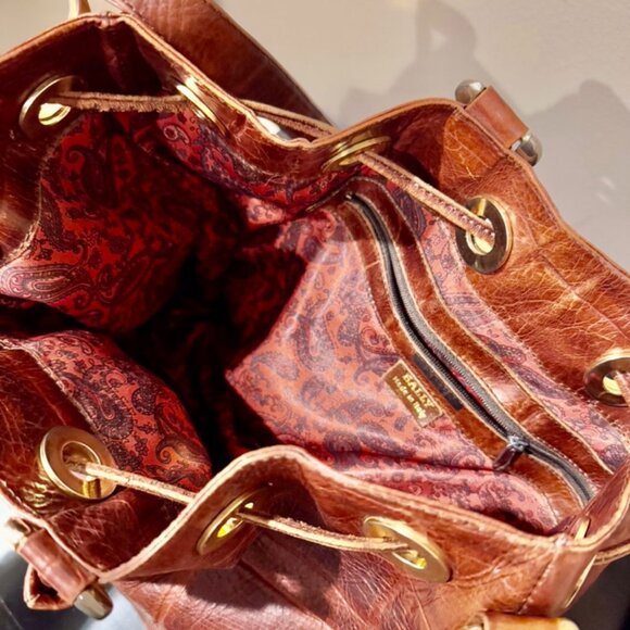 Bally Vintage Embossed Crocodile Chestnut Tan Leather Drawstring Bucket Handbag - Picture 8 of 16